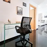 Rocha Tower Light * Портіман