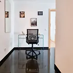 Rocha Tower Light Апартаменти