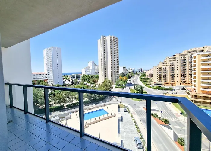 Rocha Tower Light Apartment *